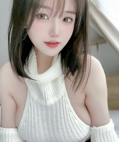 少妇看A片自慰呻吟_1080P在线观看视频