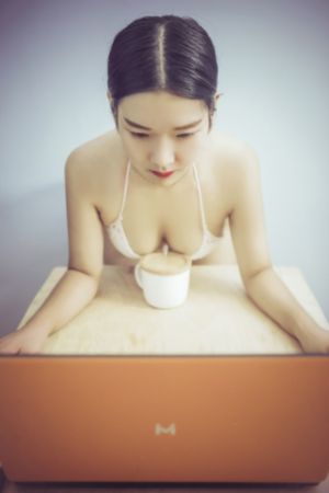 Av网站导航在线观看不卡_蓝光动漫在线观看
