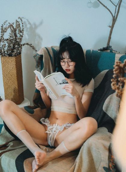 亚洲色鬼_720高清视频播放