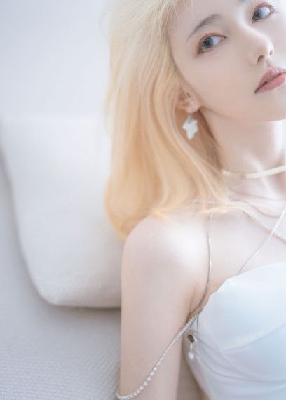 玩弄折磨奶头乳夹视频_BD英语电影完整版