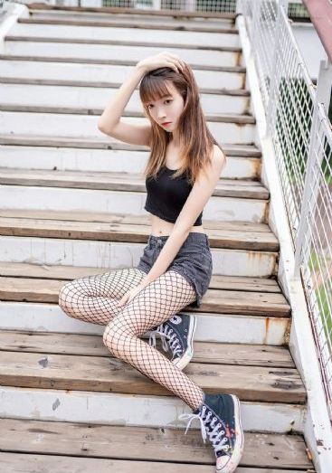 久久久久华人免费视频_720高清在线