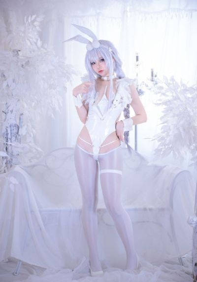 夫妻俩睡觉各睡一边正常吗_720日韩电影在线